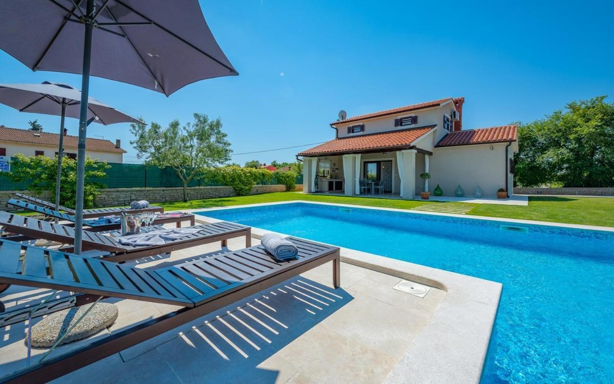 Villa Zara Marcana Exterior photo