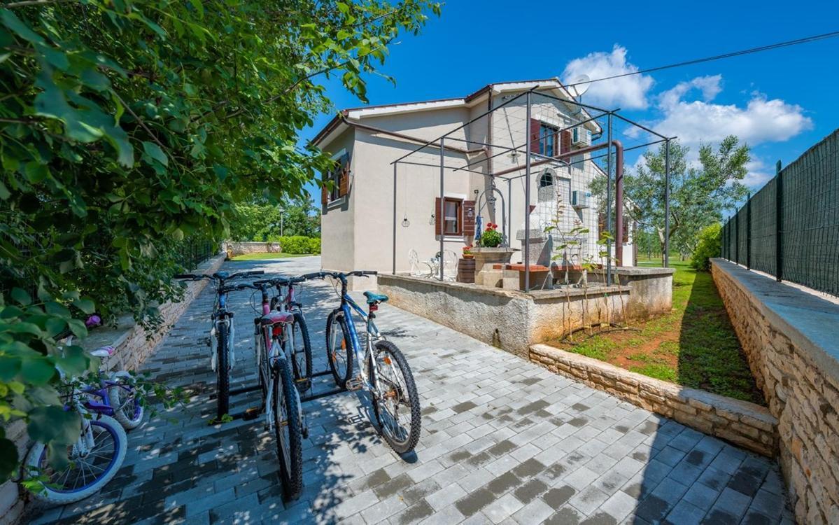 Villa Zara Marcana Exterior photo