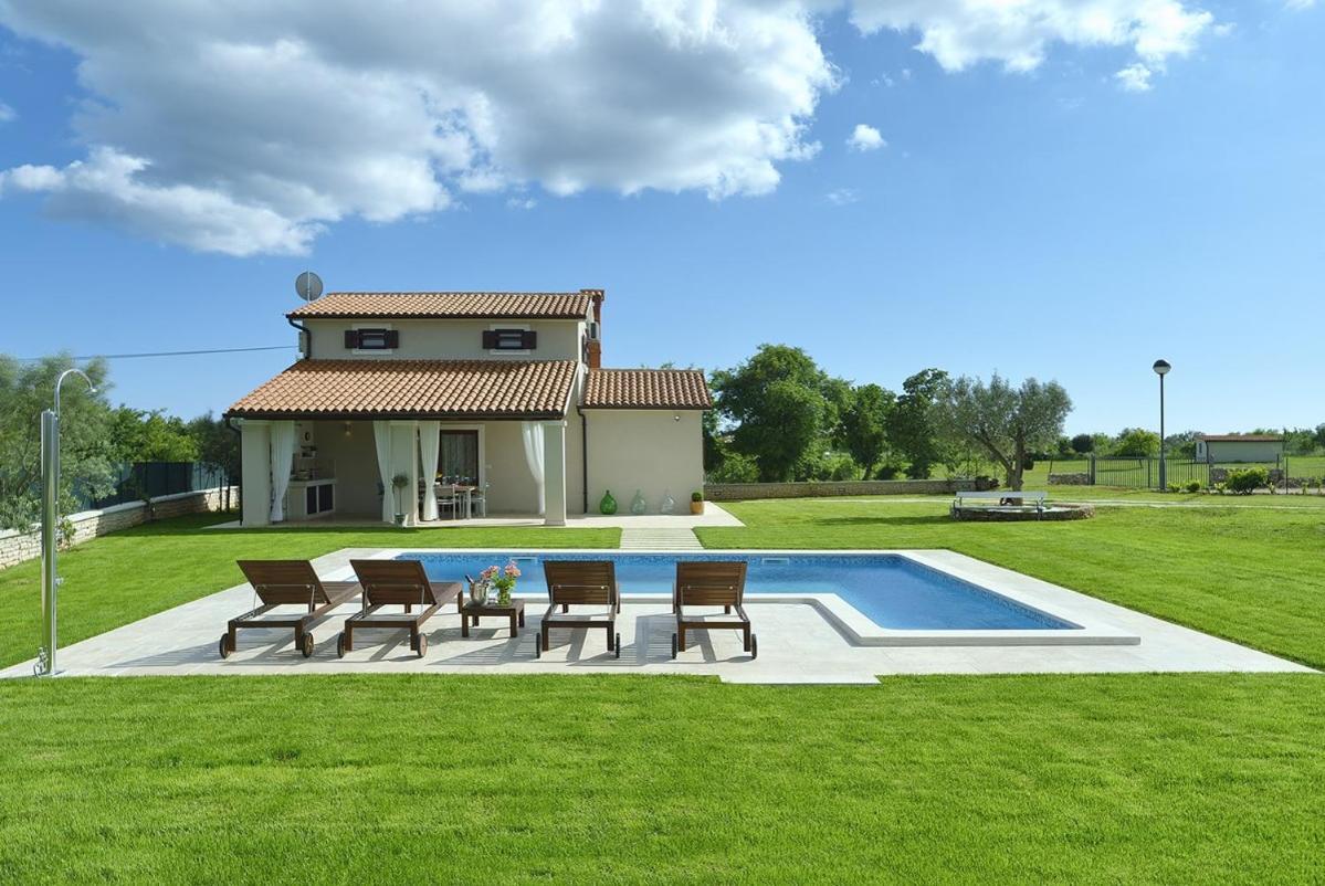 Villa Zara Marcana Exterior photo